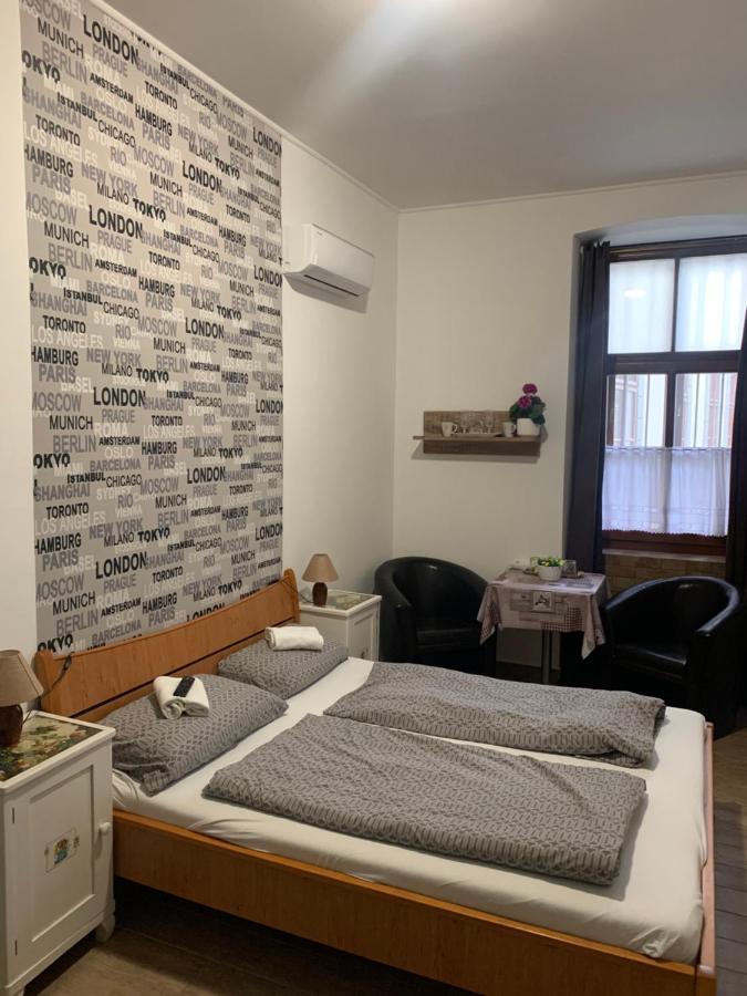 Anna Apartman Pápa Dış mekan fotoğraf